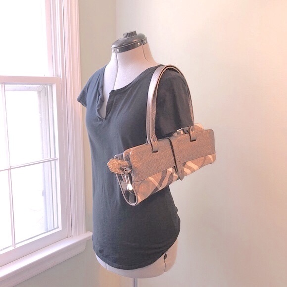 BURBERRY Stowell Roll-Up Tote - Picture 3 of 12